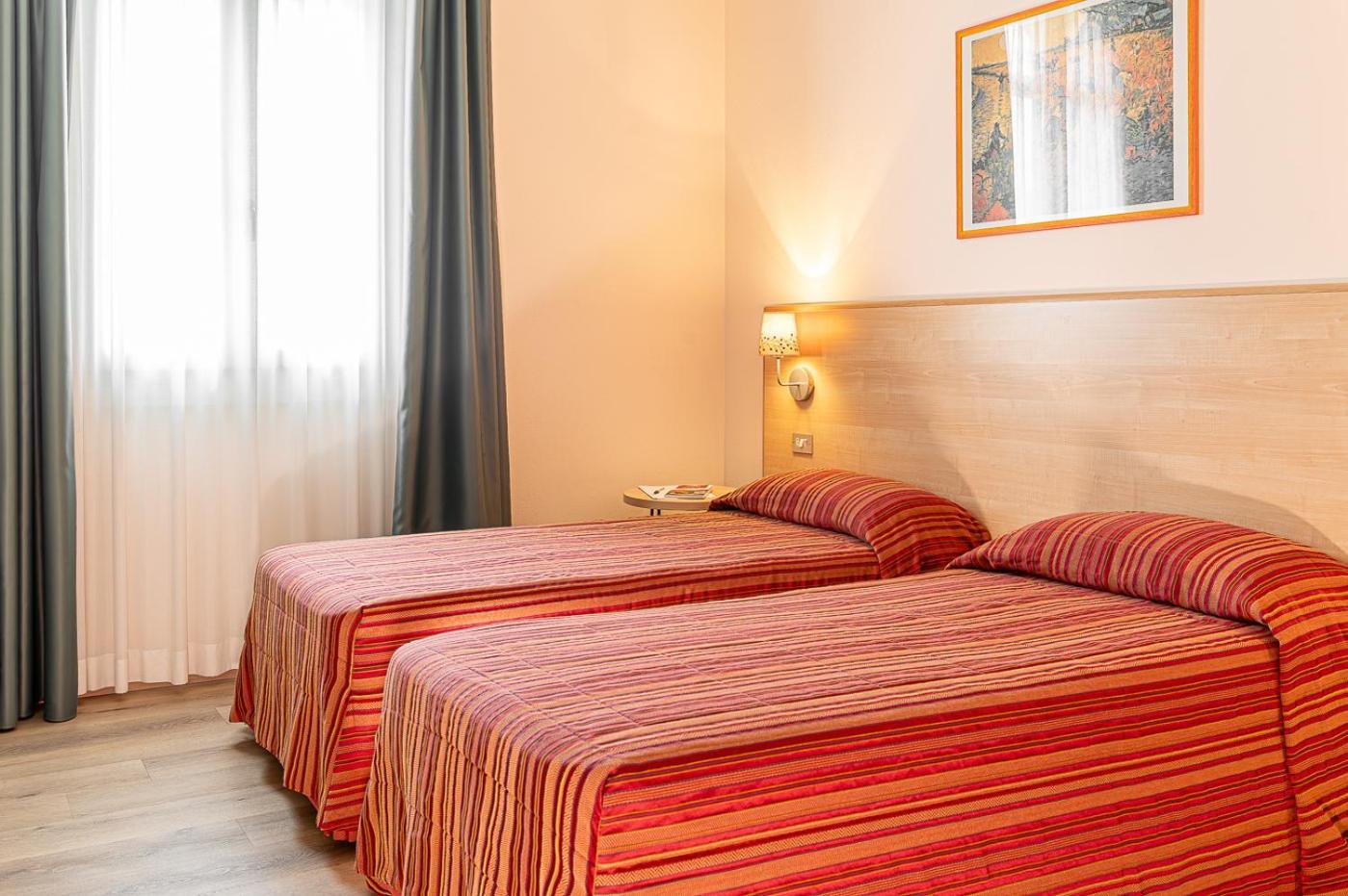 Hotel Zio إيمولا المظهر الخارجي الصورة
